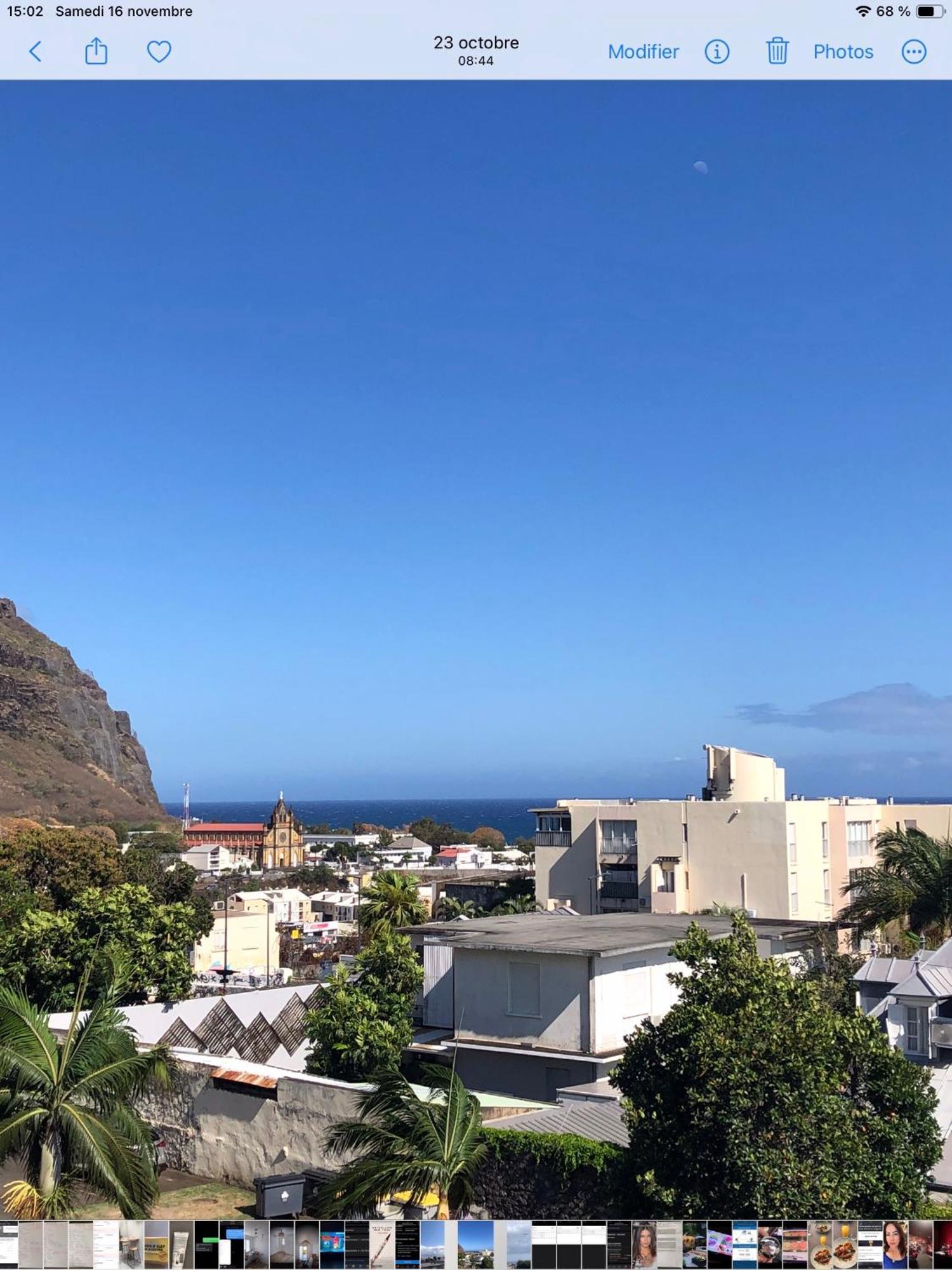 Perle Au Centre Ville Avec Vue Mer Et Montagne Saint-Denis Eksteriør billede